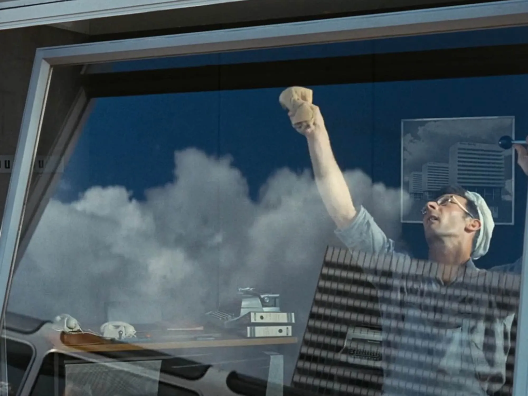 描述塔蒂之来源的一些尝试